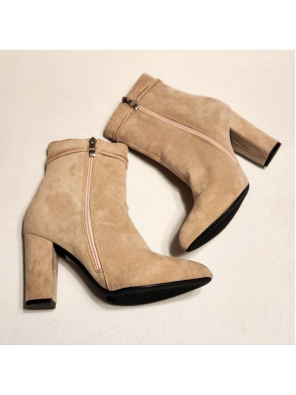Beige Faux Suede Tassel Block Heel Side Zip Ankle Booties Size 7 - Picture 3 of 11